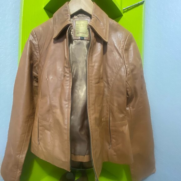 Leather jacket - Picture 1 of 5